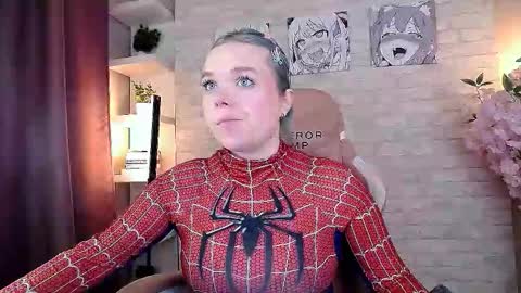 Bella online show from October 19, 2025, 10:16 am