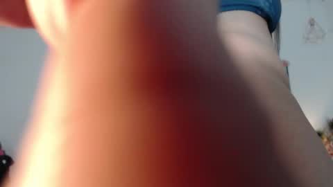 Snapshot of fancylaylaxx chatting on October 3, 2025, 6:27 pm Layla online show from October 3, 2025, 6:27 pm