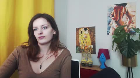 Nadine online show from February 24, 2025, 9:21 am