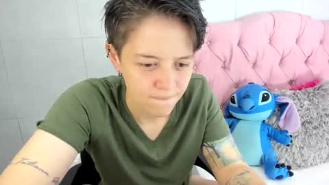 Snapshot of fanny_18 chatting on October 30, 2025, 1:51 am FANNY online show from October 30, 2025, 1:51 am