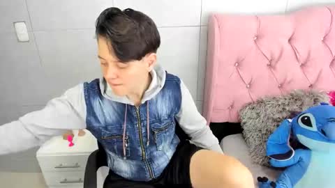 Snapshot of fanny_18 chatting on November 20, 2025, 3:50 am FANNY online show from November 20, 2025, 3:50 am