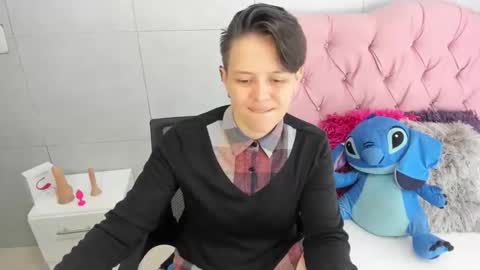 Snapshot of fanny_18 chatting on November 28, 2025, 7:05 pm FANNY online show from November 28, 2025, 7:05 pm