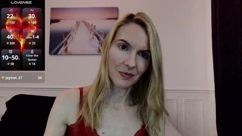 Snapshot of fanny_posy chatting on February 20, 2025, 1:25 am Fanny online show from February 20, 2025, 1:25 am