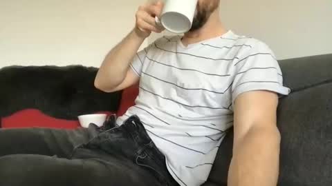 Snapshot of fantacyland chatting on November 6, 2025, 12:06 pm Alex online show from November 6, 2025, 12:06 pm