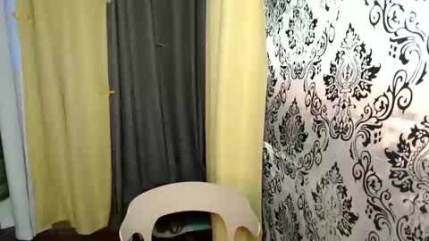 Allena online show from October 24, 2025, 5:04 am