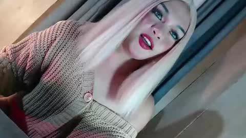 DANIELLA - DONT FORGET TO GIVE ME A THUMBSU UP online show from February 13, 2026, 11:23 pm