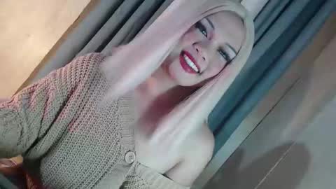 DANIELLA - DONT FORGET TO GIVE ME A THUMBSU UP online show from February 17, 2026, 2:57 pm