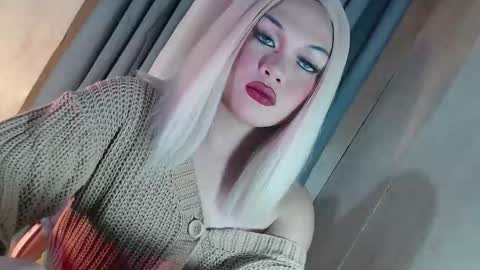 DANIELLA - DONT FORGET TO GIVE ME A THUMBSU UP online show from March 9, 2026, 10:58 pm