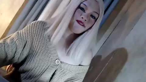 DANIELLA - DONT FORGET TO GIVE ME A THUMBSU UP online show from June 26, 2026, 8:08 am