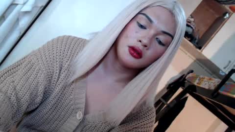 DANIELLA - DONT FORGET TO GIVE ME A THUMBSU UP online show from July 23, 2026, 1:41 am
