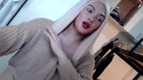DANIELLA - DONT FORGET TO GIVE ME A THUMBSU UP online show from July 23, 2026, 1:58 am