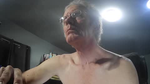 fantasyresort online show from February 2, 2026, 4:00 am