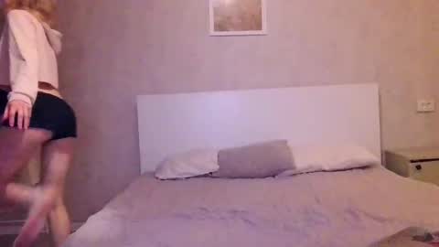 Snapshot of fapputa chatting on December 3, 2024, 11:02 pm Kira online show from December 3, 2024, 11:02 pm