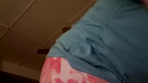 Snapshot of fapqueenc17 chatting on February 14, 2025, 2:50 am Scarlett online show from February 14, 2025, 2:50 am