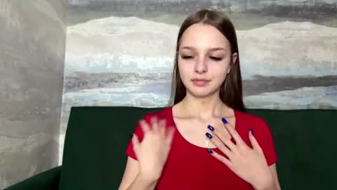 Anna Scovich online show from November 26, 2025, 12:39 pm