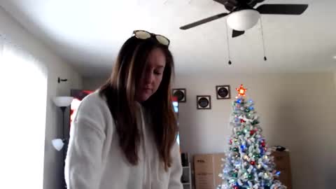 FarmGirl and Daddy online show from December 21, 2025, 4:47 pm