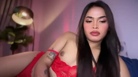 farrahmoanx online show from June 19, 2026, 3:27 pm
