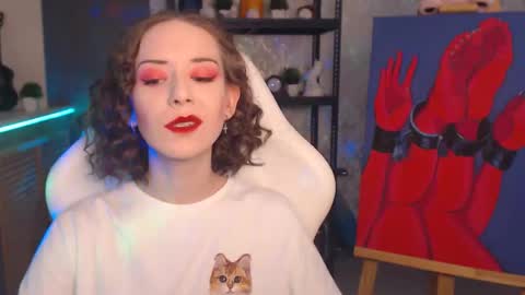 Fascinating   Eyes online show from December 17, 2025, 12:49 am