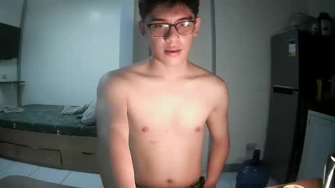 Snapshot of fastfucker_22 chatting on May 27, 2026, 9:17 am fastfucker_22 online show from May 27, 2026, 9:17 am