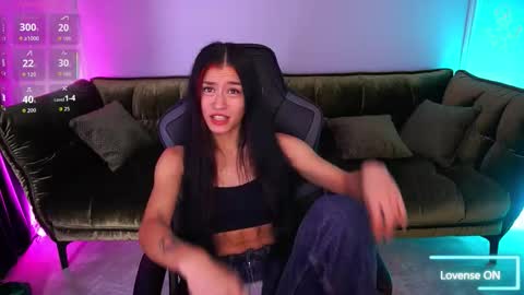 Nellie online show from November 13, 2025, 2:54 am