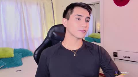 Johan online show from November 18, 2025, 8:35 pm