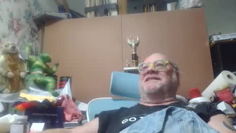 Fred. online show from April 14, 2026, 5:19 pm