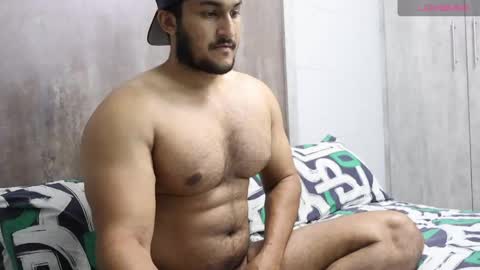 Snapshot of fatherfly001 chatting on May 3, 2026, 8:48 pm fatherfly001 online show from May 3, 2026, 8:48 pm