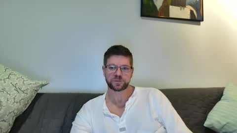 fattenmenow online show from October 28, 2025, 5:48 pm