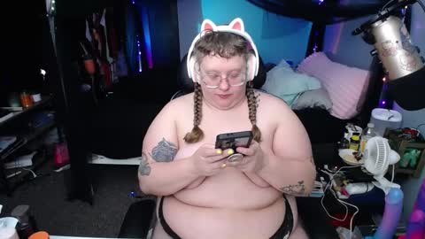 FatVeronica online show from February 28, 2025, 3:15 pm