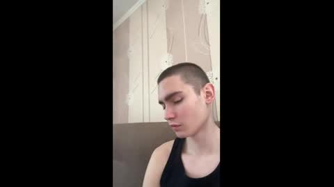 Snapshot of faustfrost chatting on May 18, 2026, 11:16 am Faust online show from May 18, 2026, 11:16 am