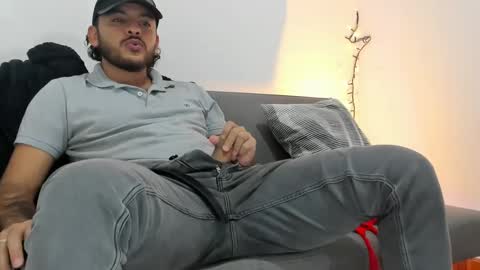 favid95 online show from January 9, 2025, 5:23 am