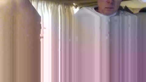 Snapshot of fdguy44 chatting on December 1, 2025, 7:52 pm K online show from December 1, 2025, 7:52 pm