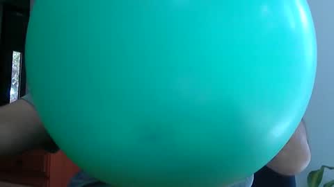 Snapshot of fedeglobos chatting on October 18, 2025, 5:25 pm fedeGLOBOS online show from October 18, 2025, 5:25 pm