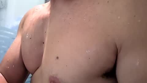 Snapshot of feelnswell424 chatting on October 13, 2025, 12:32 am Nick online show from October 13, 2025, 12:32 am