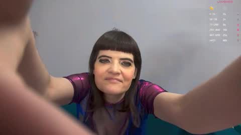 Snapshot of feelsgoodwoman chatting on November 1, 2025, 9:28 pm Laura online show from November 1, 2025, 9:28 pm