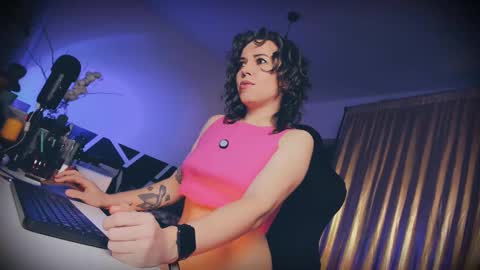 Lisa Dove aka FeetFunDoll online show from February 21, 2025, 12:49 am