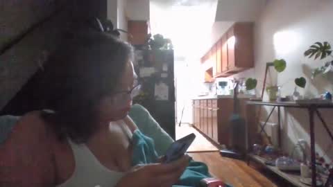 Snapshot of feetnymph chatting on September 13, 2025, 3:28 am Soley online show from September 13, 2025, 3:28 am