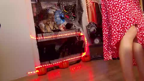 FeetVibe online show from October 28, 2025, 7:34 am