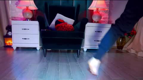 Snapshot of feetvibe chatting on February 17, 2026, 7:38 am FeetVibe online show from February 17, 2026, 7:38 am