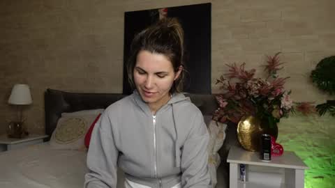 Snapshot of feliciakrige chatting on May 3, 2026, 7:53 pm FeliciaKrige online show from May 3, 2026, 7:53 pm