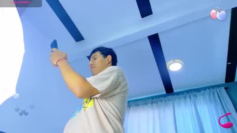 felipehot_gonzales online show from November 4, 2025, 12:26 pm