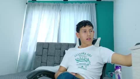 Snapshot of felipehotgonzalez chatting on November 28, 2025, 6:10 pm felipehotgonzalez online show from November 28, 2025, 6:10 pm