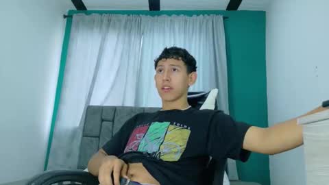 Snapshot of felipehotgonzalez chatting on November 30, 2025, 12:31 pm felipehotgonzalez online show from November 30, 2025, 12:31 pm