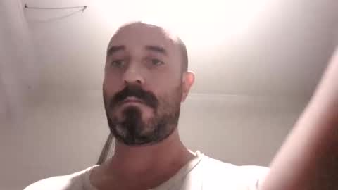 felipesmg2 online show from February 24, 2026, 5:27 am