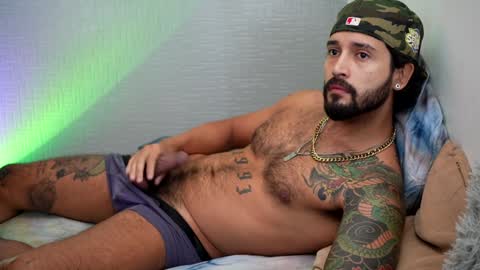 Snapshot of felix_candela chatting on December 8, 2024, 2:09 pm Felix Candela online show from December 8, 2024, 2:09 pm