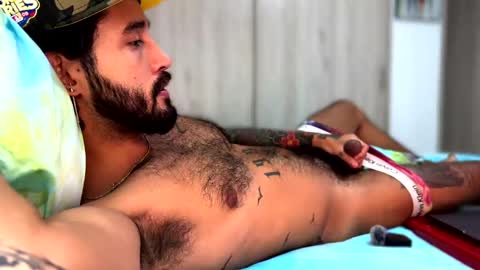 Snapshot of felix_candela chatting on December 24, 2024, 4:11 am Felix Candela online show from December 24, 2024, 4:11 am