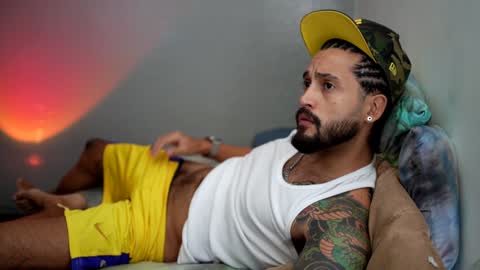 Snapshot of felix_candela chatting on January 3, 2025, 5:42 pm Felix Candela online show from January 3, 2025, 5:42 pm