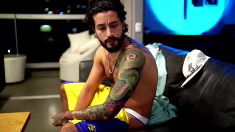 Snapshot of felix_candela chatting on January 18, 2025, 4:48 am Felix Candela online show from January 18, 2025, 4:48 am