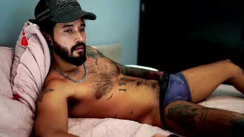 Snapshot of felix_candela chatting on January 23, 2025, 5:52 pm Felix Candela online show from January 23, 2025, 5:52 pm