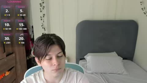 Felix leex online show from April 26, 2026, 7:44 pm